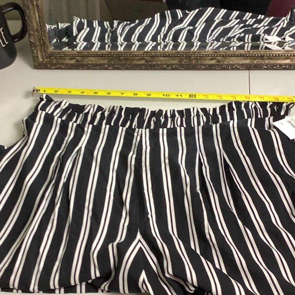 NWT Abound Paperbag Waist theater stripe pants XXL - Picture 5 of 5